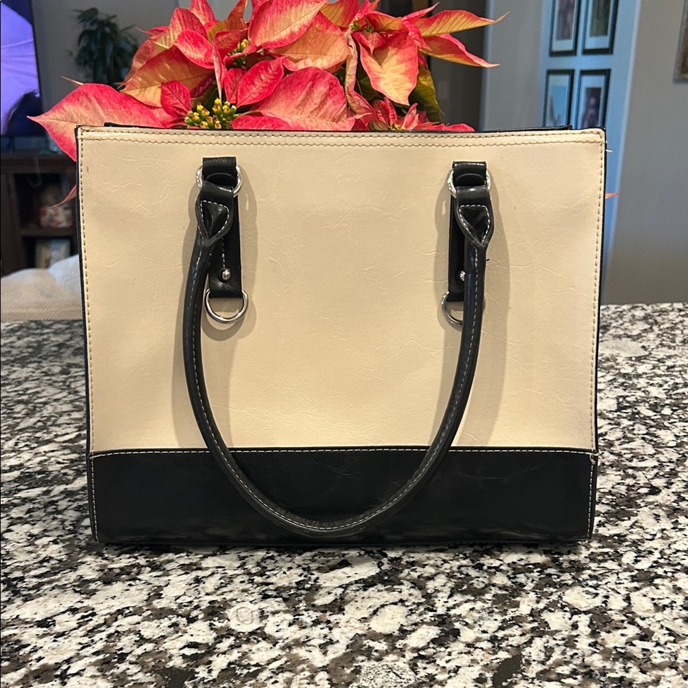 Elegant Black and Cream Women's Handbag -faux leather 3 compartments - Picture 3 of 9